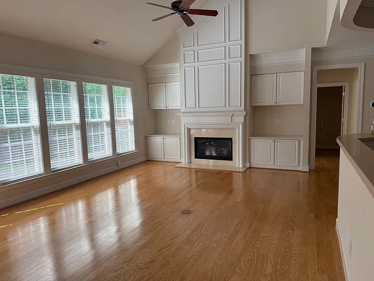 3915 Sunset Maple Ct — Photo 18