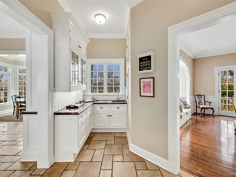 270 Guard Hill Rd — Photo 10
