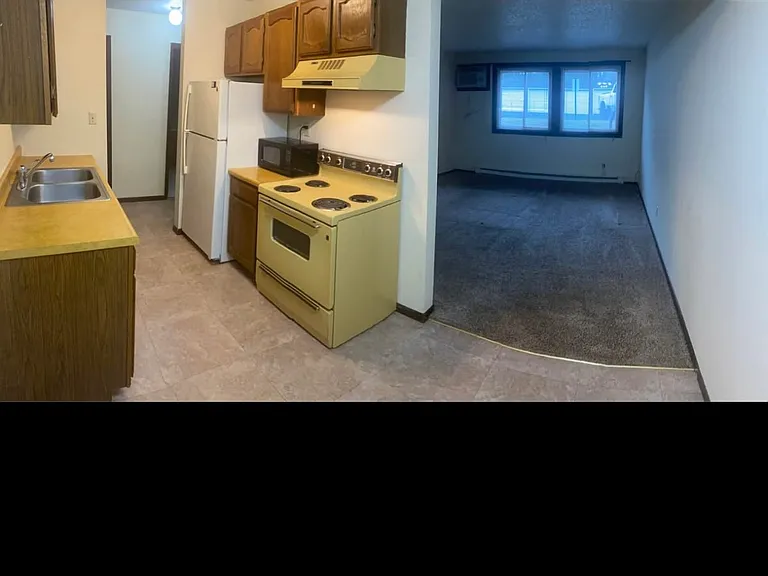 777 Laurel St — Photo 5