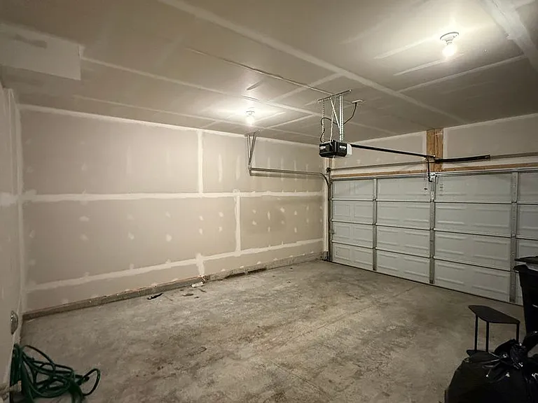170 Correri St — Photo 11