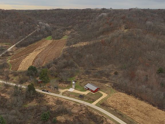 3rd image of 13376 Quarry Dr