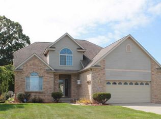 4372 Covey Ct, Grand Blanc, MI 48439