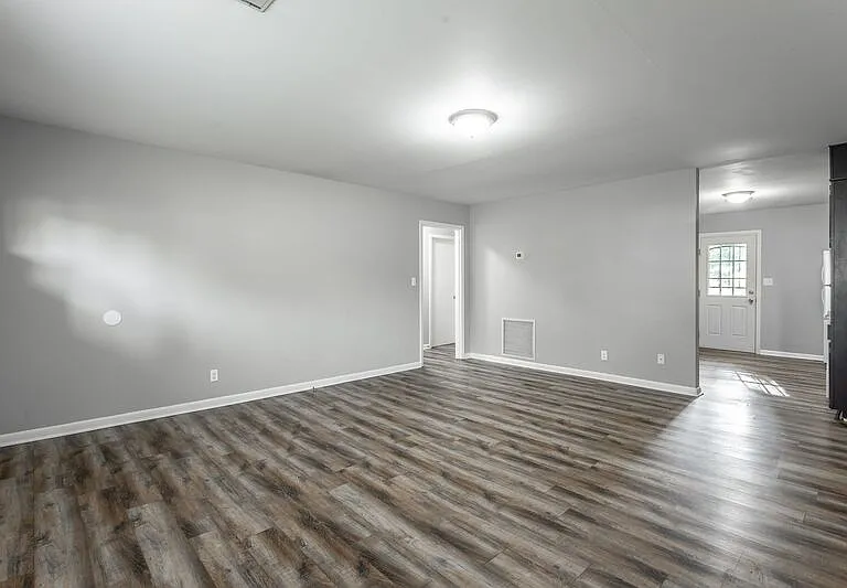 4711 Murray Lake Ln #A — Photo 3