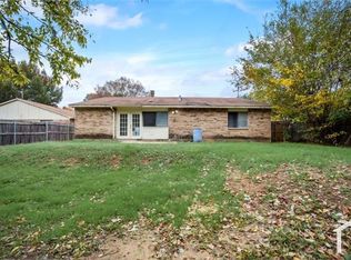 6707 Blackberry Dr, Arlington, TX 76016