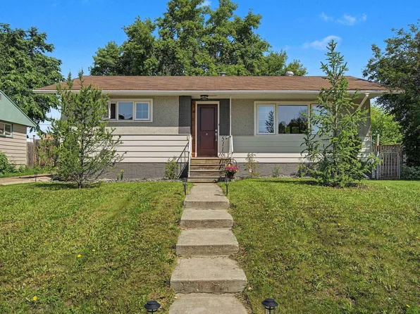 5116 49th Ave, Onoway, AB T0E 1V0