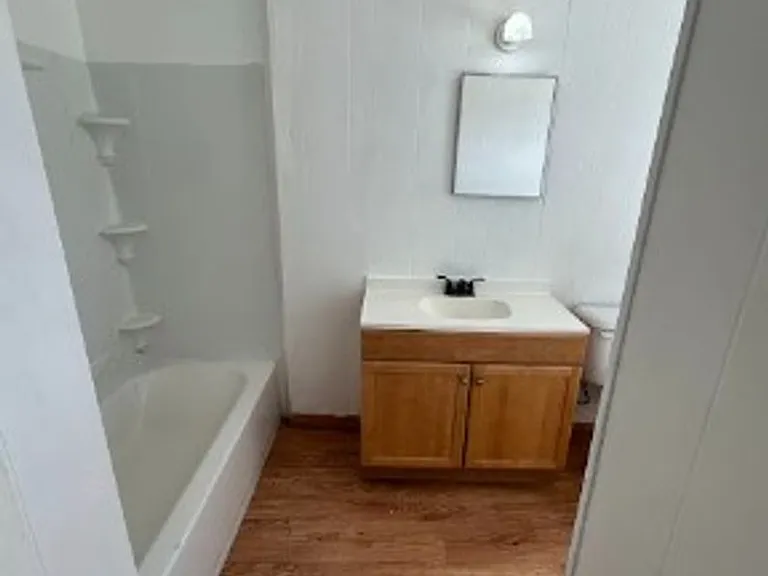 3804 N Redmond Ave — Photo 1