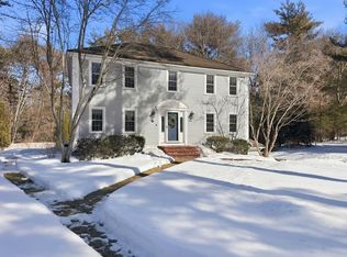 11 Simmons Dr, Duxbury, MA 02332
