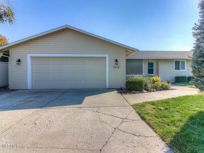 1415 S 25th Ave, Yakima, WA, 98902