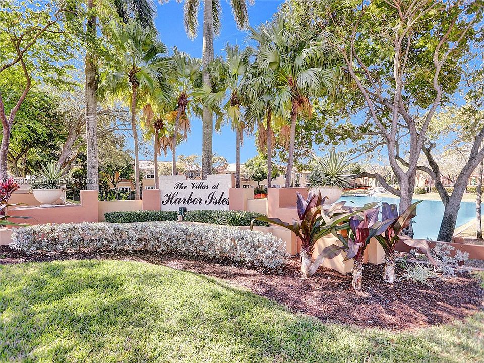 1st image of 4925 Leeward Ln #3401