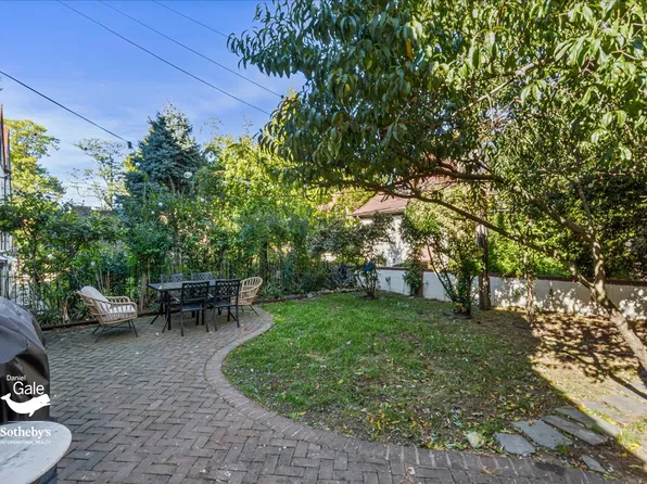 116-33 Union Turnpike image 36 of 40