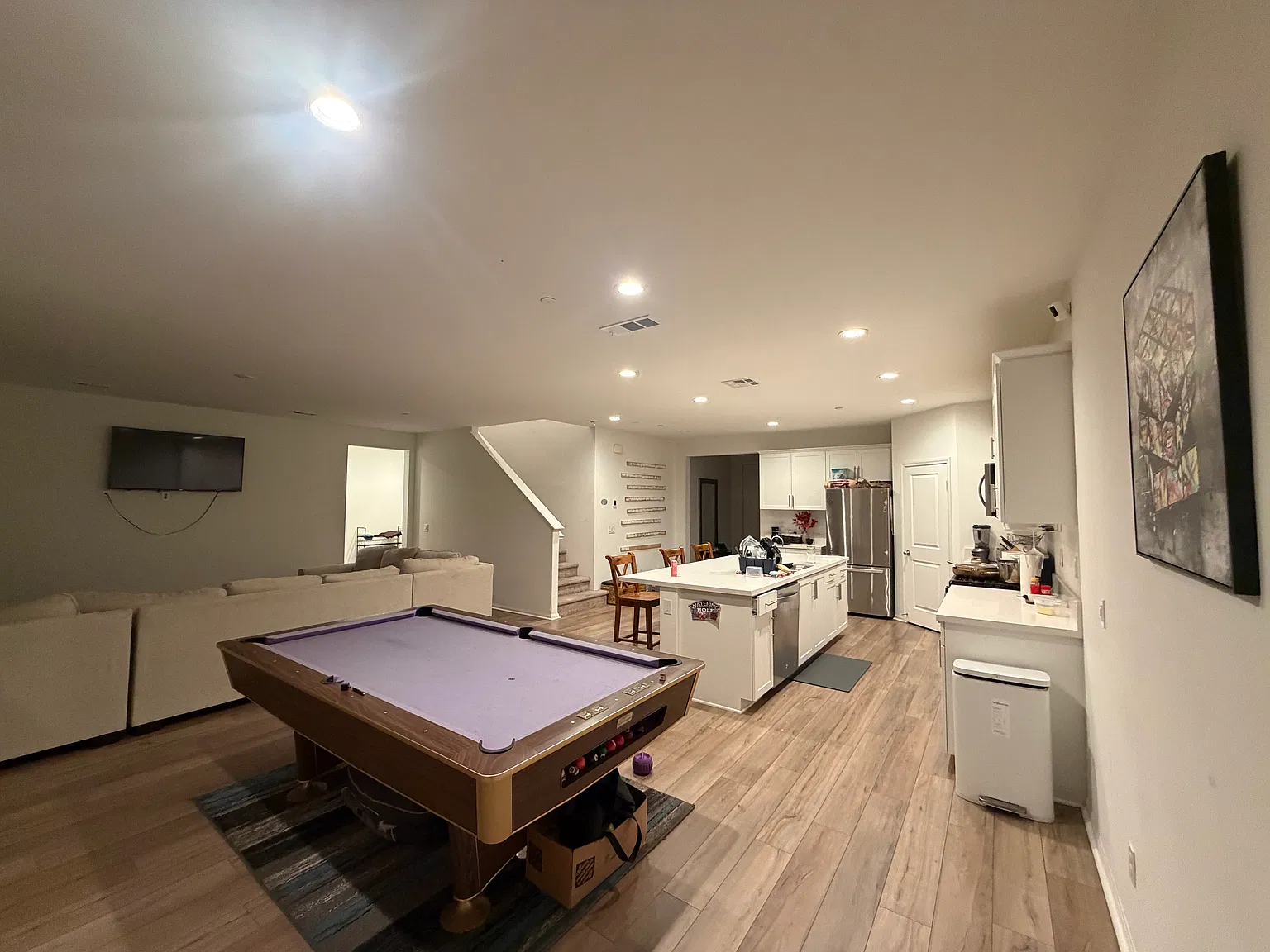 6 bed, 2798 sqft, $1,000 — Photo 4