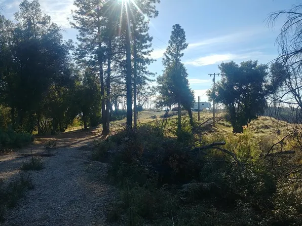 18118 Vista Way, Mountain Ranch, CA 95246