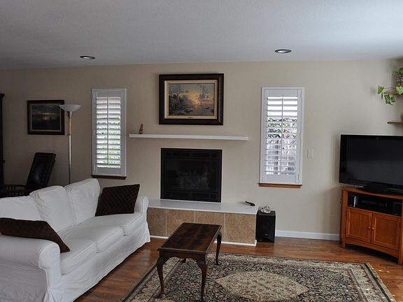 3rd image of 1843 Silvana Ln