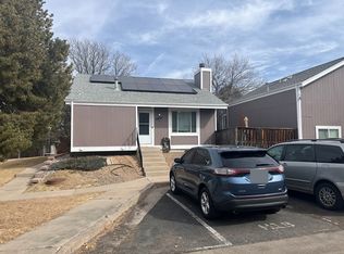 3840 S Genoa Ct, Aurora, CO 80013