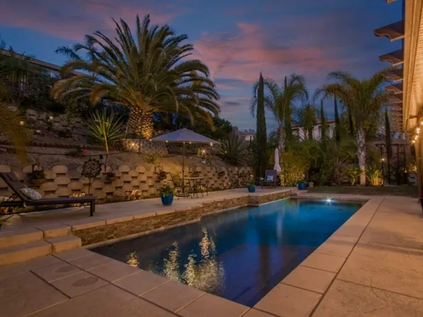23990 Hollingsworth Dr, Murrieta, CA 92562