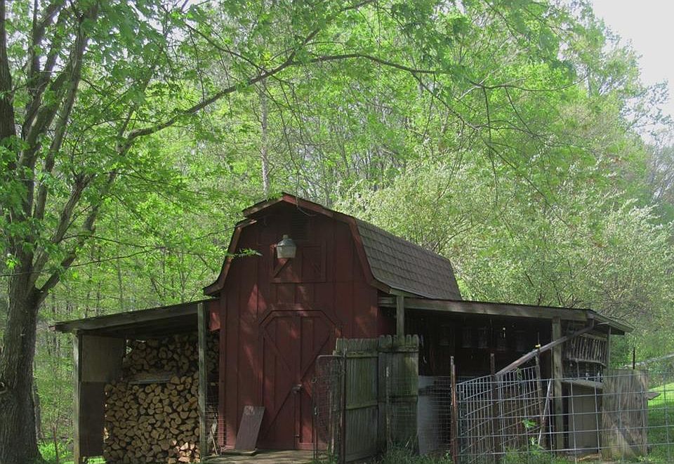 2nd image of 720 Shelton Rd