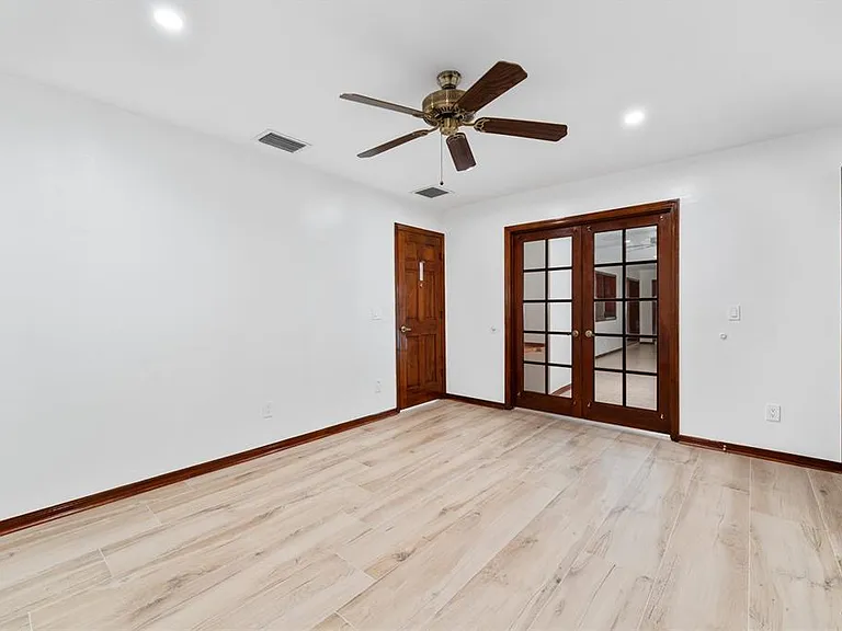 4464 Willow Wind Ct — Photo 20