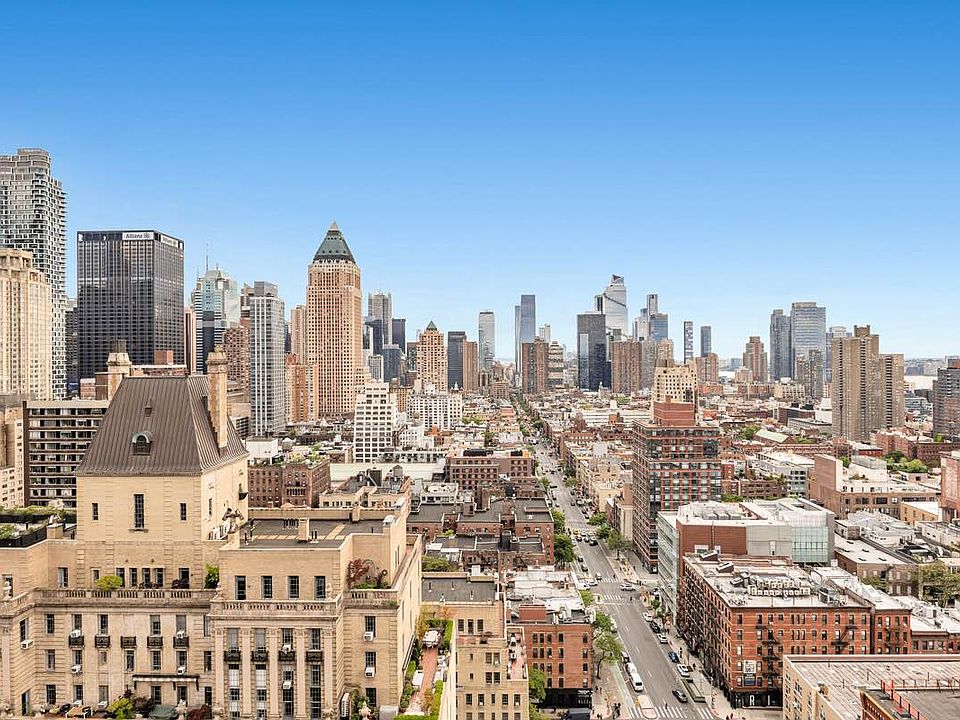1st image of 353 W 57th St
