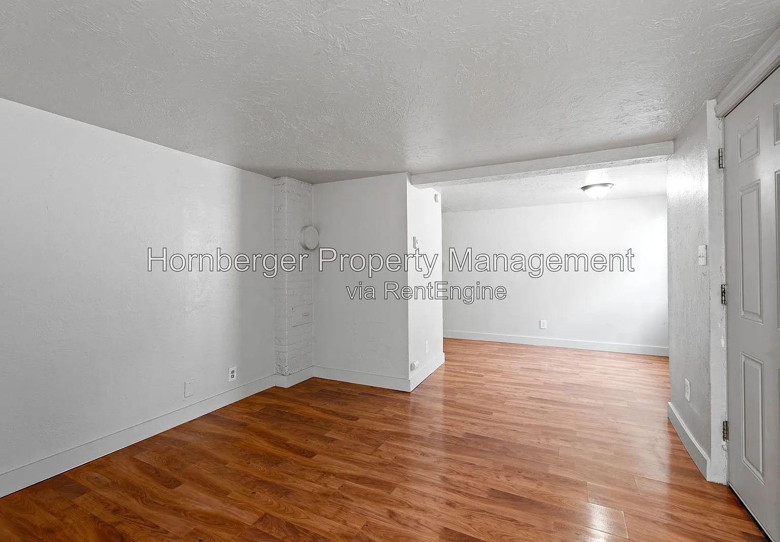 1 bed, 1.0 bath, 700 sqft, $995 — Photo 4