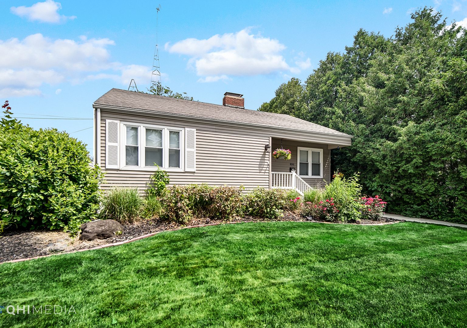 406 W 4th St, Momence, IL 60954 Zillow