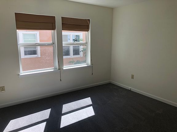4th image of 7830 Lake City Way NE APT A