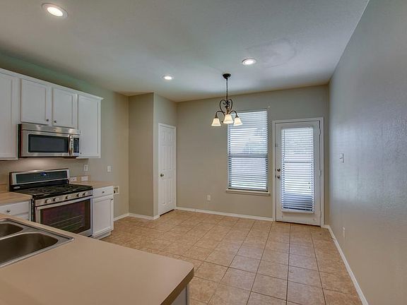 5th image of 5720 Touchstone Dr