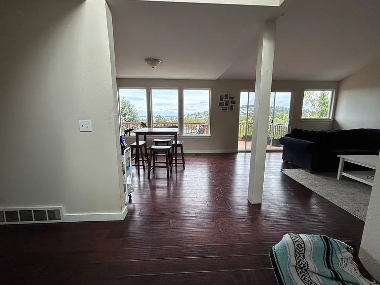 213 Bayside Rd — Photo 5