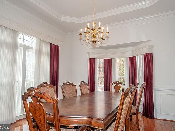 2nd image of 6938 Inlet Cove Dr