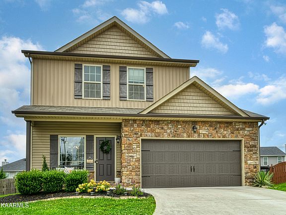 2nd image of 2353 Madeline Vine Ln