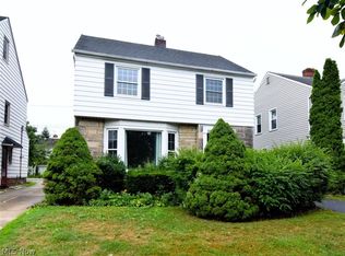 4438 Baintree Rd, University Heights, OH 44118