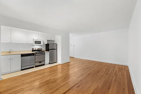 Rented by Argo Residential | media 7