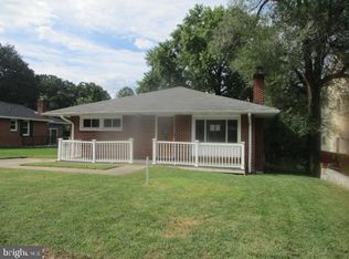 7686 Briar Ln, Pasadena, MD 21122