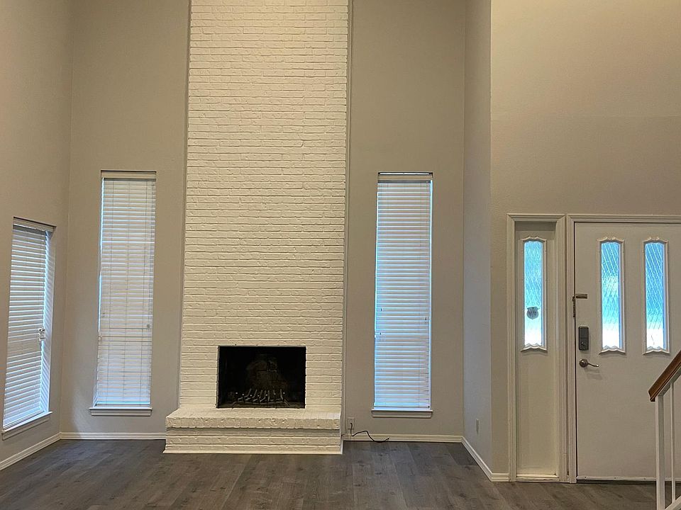 1st image of 3904 Clarke Ave