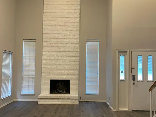 3904 Clarke Ave, Fort Worth, TX 76107