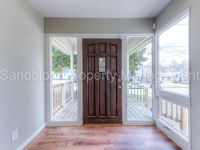 3803 E 36th St S — Photo 3