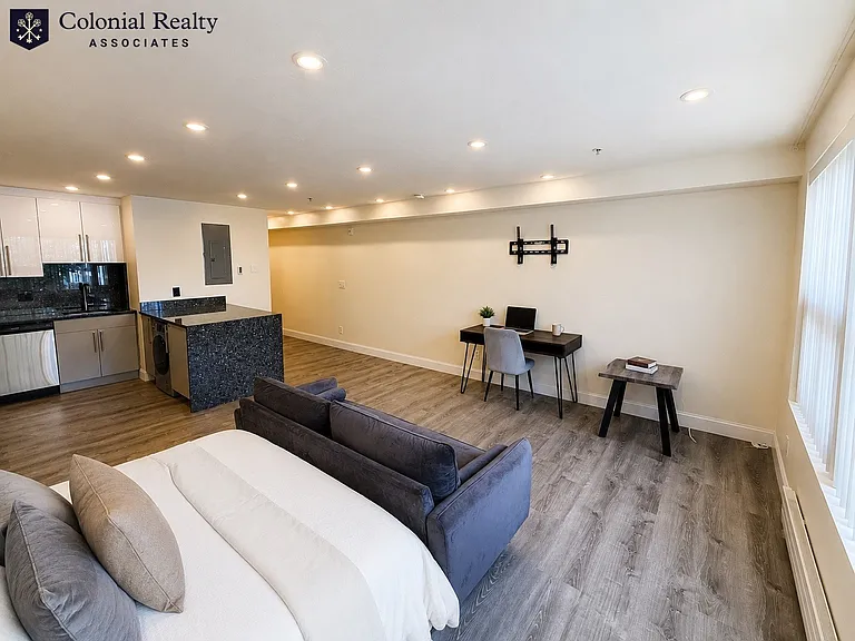 1034 Commonwealth Ave #405 — Photo 15