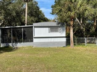 16971 SE 65th Pl, Ocklawaha, FL 32179