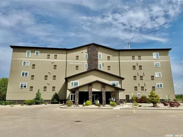 UNIT 303-1600 1st STREET E, Prince Albert, SK S6V 1G7