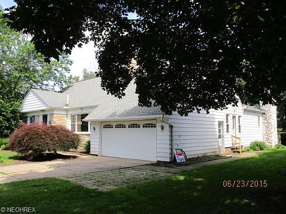 2nd image of 19112 Coffinberry Blvd