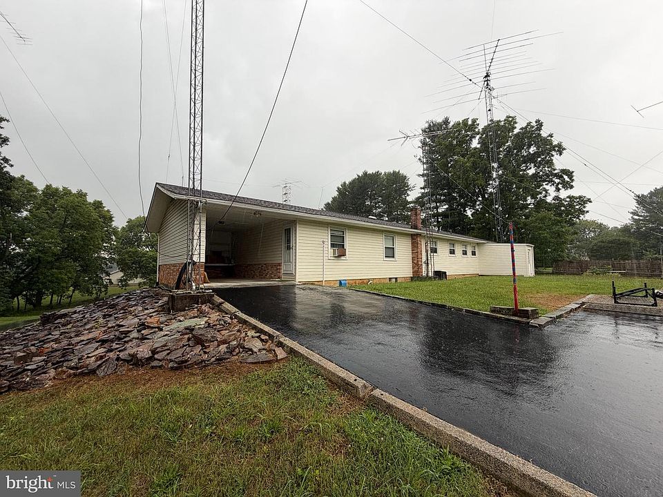 2nd image of 1741 Old Chapel Rd