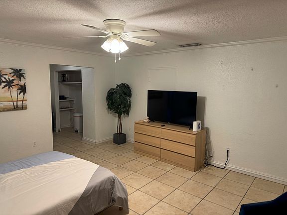 3rd image of 3057 Day Ave #D