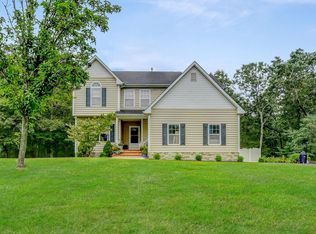 17 Toni Dr, New Egypt, NJ 08533