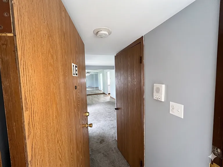 1259 Cunningham Dr #1E — Photo 8