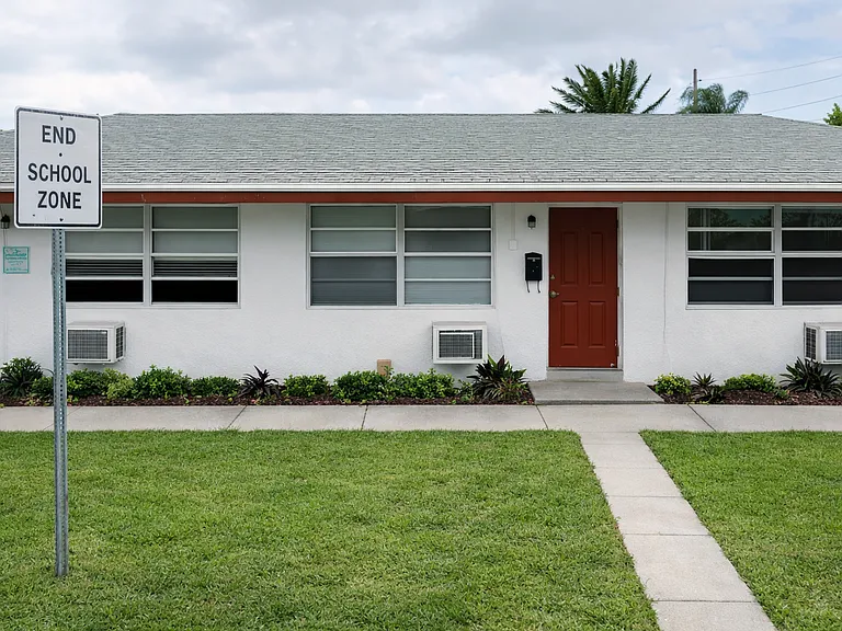 732 S J Street Lake Worth Beach, FL 33460 — Photo 2