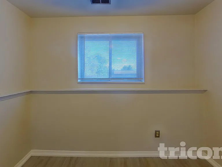 1338 Mears Dr — Photo 12