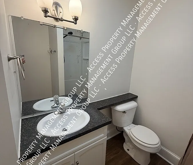 236 Prospect Ave NE #A — Photo 10