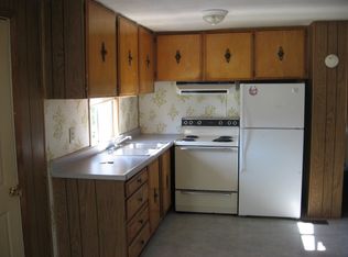 343 W 3rd St, Yachats, OR 97498