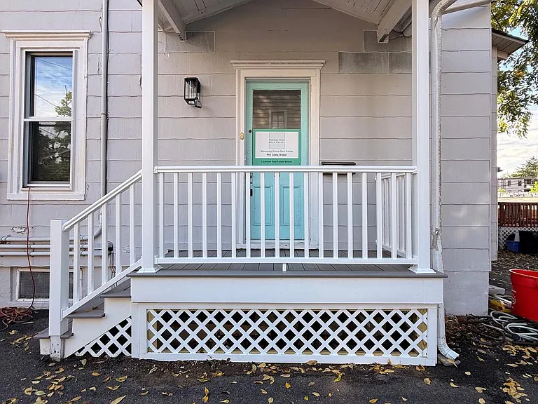 25 Ellis St #27-27B — Photo 2