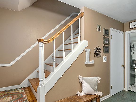 4th image of 2101 Britton Ct SE