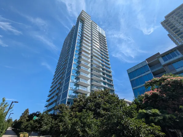 8031 Nunavut Ln #1107, Vancouver, BC V5X 0C9